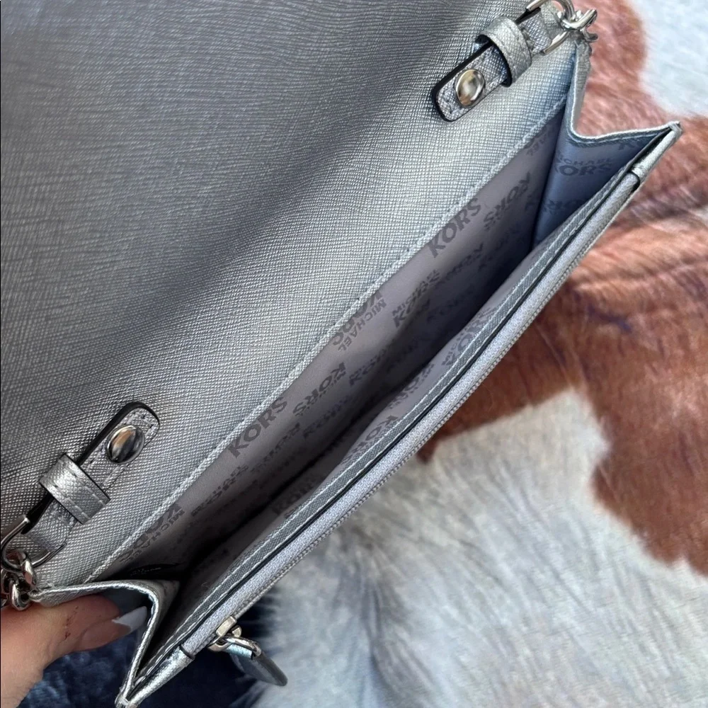 Michael Kors Genuine Leather Lana Wallet Clutch Bag Metallic Silver Crossbody